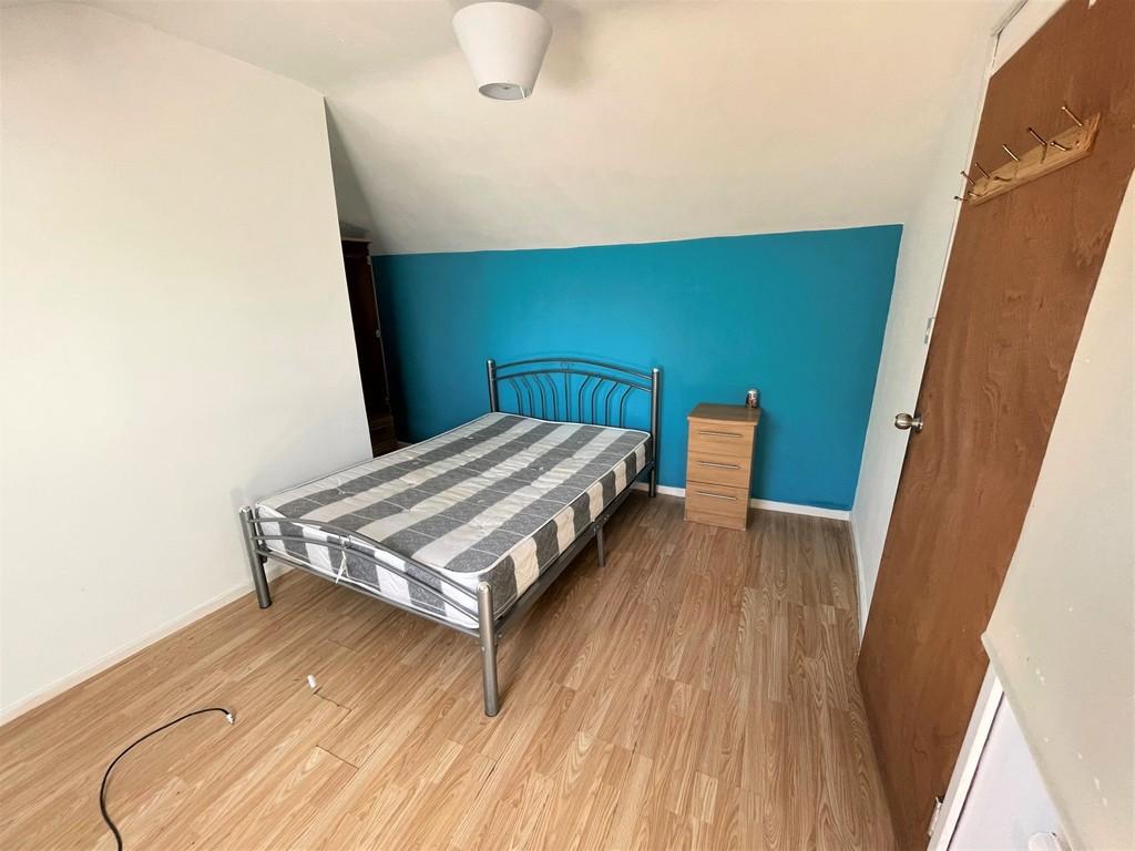 Attic bed 3