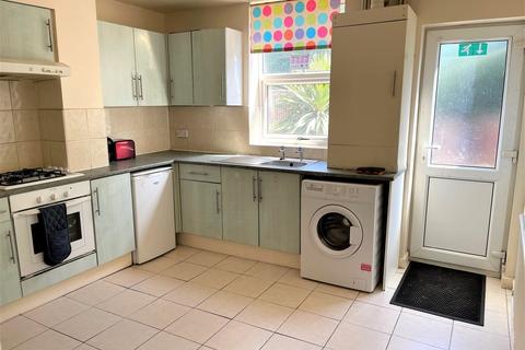 234 Langsett Road, Sheffield, S6 2UE