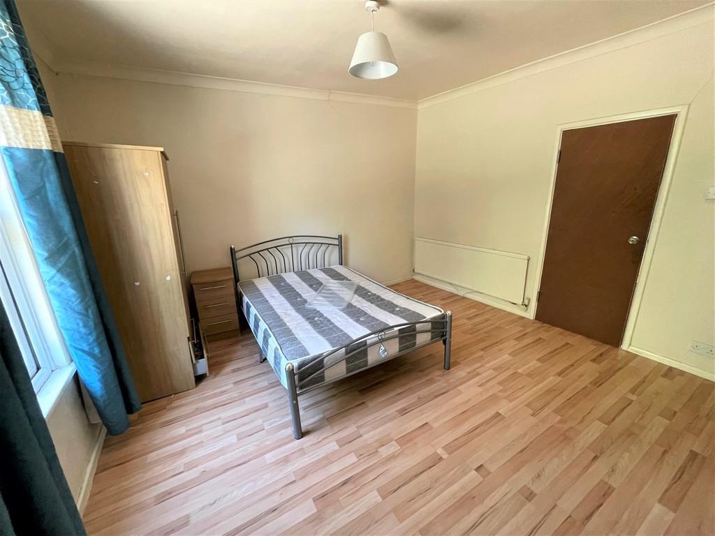 Bed 1