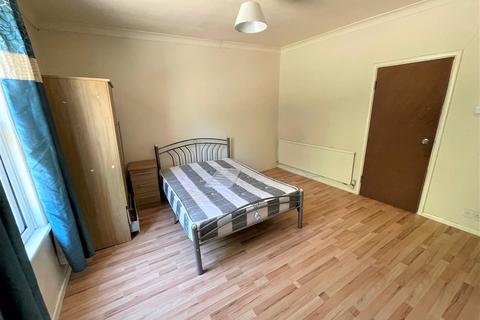 234 Langsett Road, Sheffield, S6 2UE