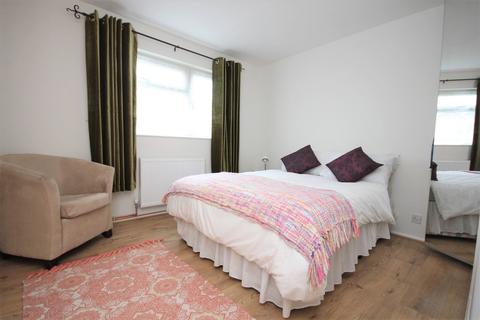 18 Clover Close, Locks Heath, Southampton, SO31 6SQ