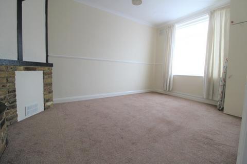 2 bedroom maisonette to rent, Fairfield Road, West Drayton