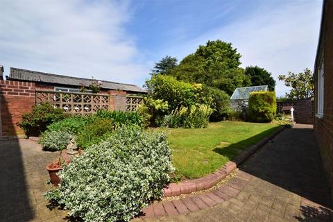 143 Ennisdale Drive, Wirral, CH48 9UG