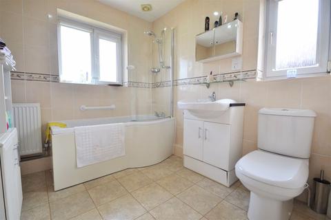 143 Ennisdale Drive, Wirral, CH48 9UG