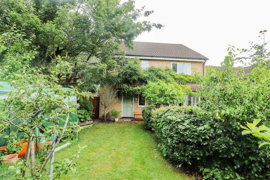 Claytons Way, Huntingdon PE29 1UT 4 bed detached house £475,000