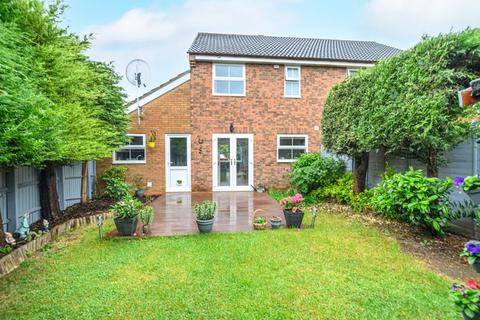 7 Greeve Close, Great Oakley, Corby, NN18 8LW