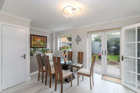 7 Greeve Close, Great Oakley, Corby, NN18 8LW
