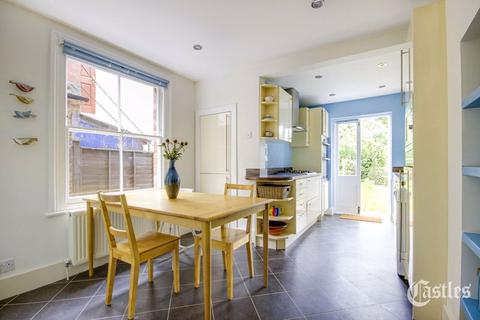 120a Marlborough Road, London, N22 8NN