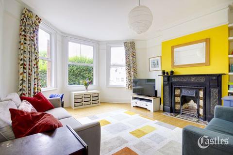 120a Marlborough Road, London, N22 8NN