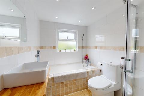 20 Mill Road, Sturry, Canterbury, CT2 0AG