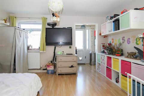 18 Fox Hatch, Kelvedon Hatch, Brentwood, CM15 0AR