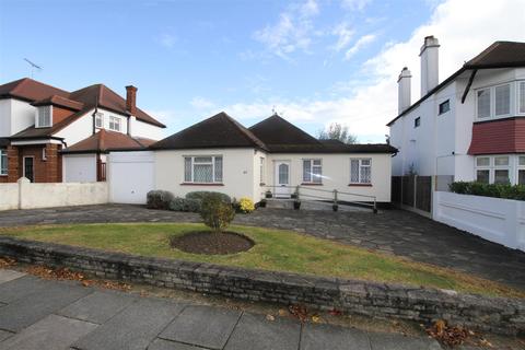 20 Berkeley Gardens, Leigh-on-sea, SS9 2TE