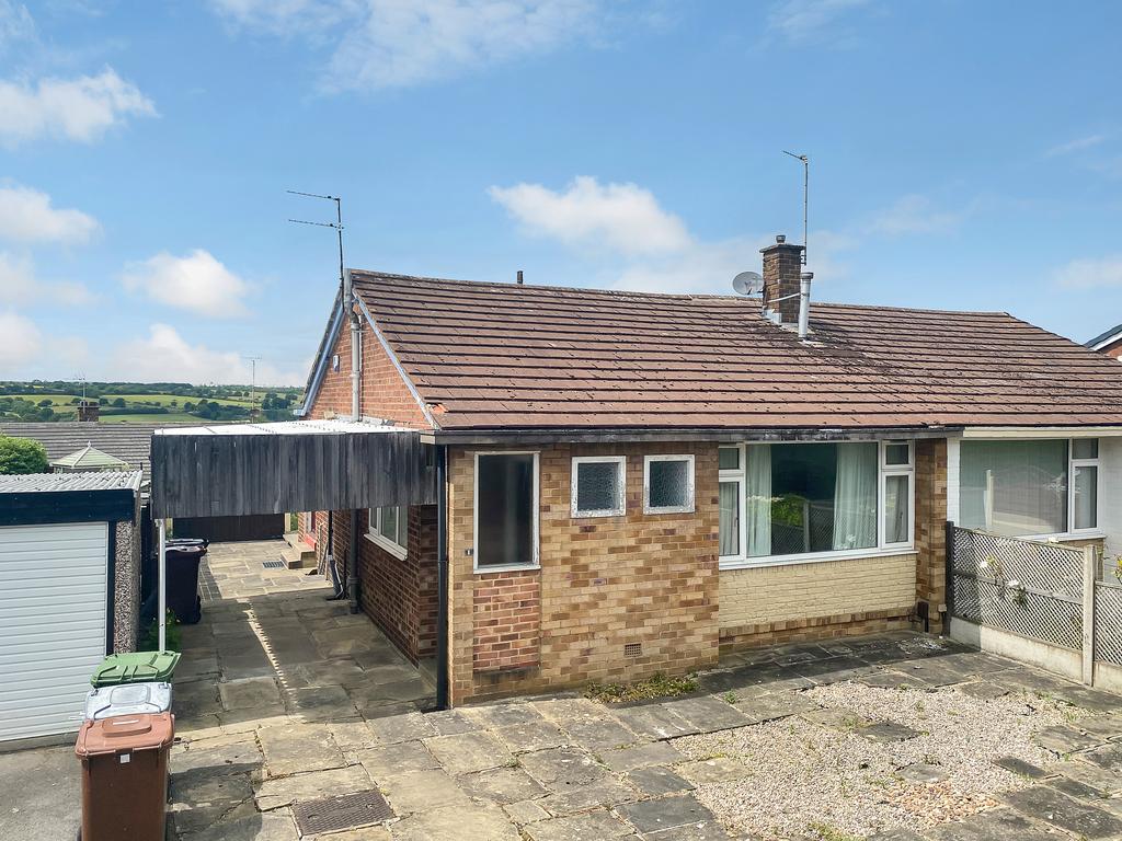 Wrenbury Grove, Leeds, LS16 7EJ 2 bed bungalow for sale £229,950
