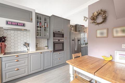 10 Coppergate, Riccall, York, YO19 6PE