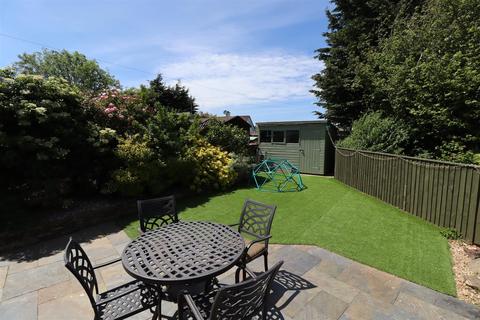 13 Green Close, Truro, TR1 2DD