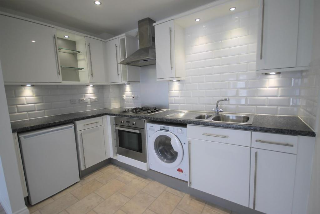 Trueman Court, Green Lane, Middlesbrough 2 bed apartment £100,000