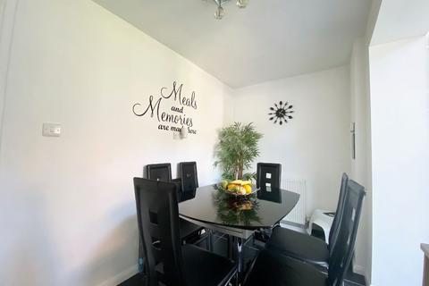 2 Athelstan Close, Romford, RM3 0QJ