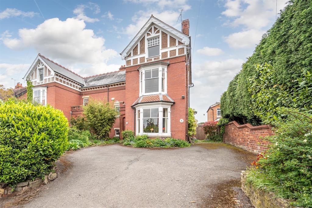 Market Street, Kingswinford, DY6 9LJ 4 bed semidetached house for sale