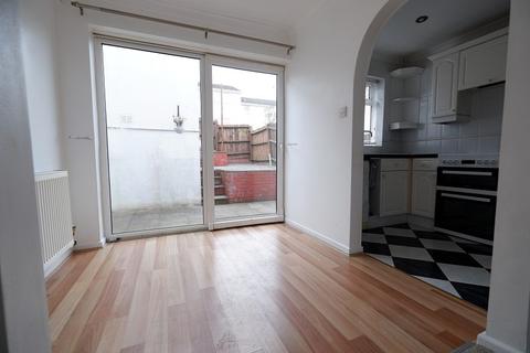 331 Holton Road, Barry, CF63 4HX