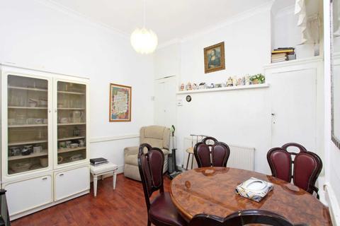 45 Salisbury Road, Walthamstow, London, E17 9JW