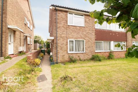 25 Brompton Drive, Erith, DA8 2LR