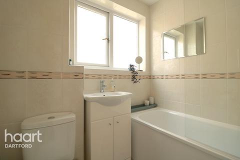 25 Brompton Drive, Erith, DA8 2LR
