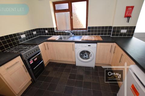 5 bedroom terraced house to rent, Milton Road, SOUTHAMPTON SO15