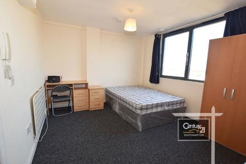 Studio to rent, Salisbury Street, SOUTHAMPTON SO15