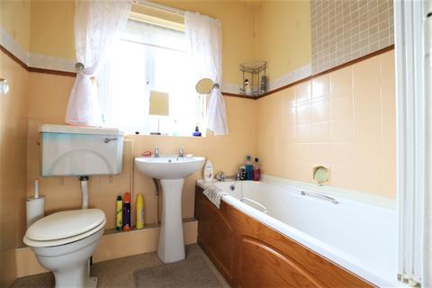 2 bedroom flat to rent - Thistley Hough, Penkhull, Stoke-on-Trent, ST4