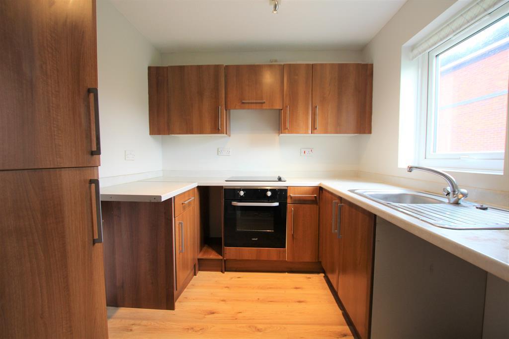 Nicholas Gardens, York 2 bed townhouse £895 pcm (£207 pw)