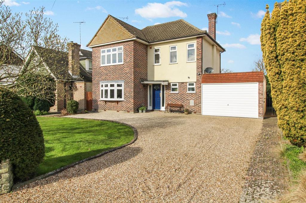 Burses Way, Hutton, Brentwood 3 bed detached house for sale £900,000