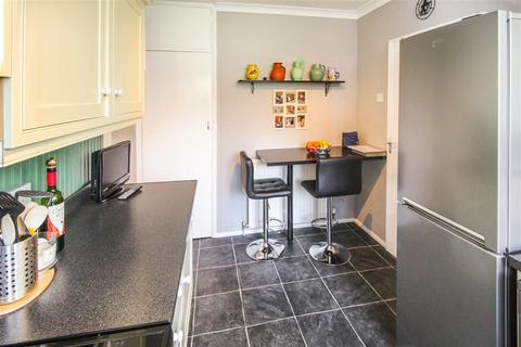 54 Burses Way, Hutton, Brentwood, CM13 2PS