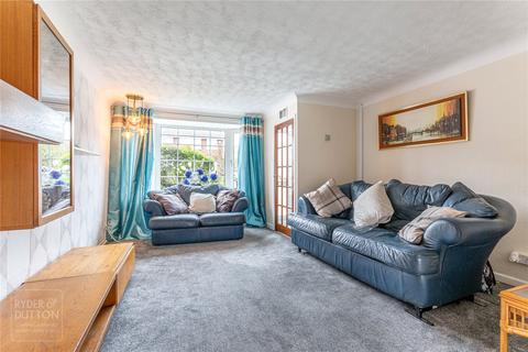 24 Arnside Avenue, Chadderton, Oldham, OL9 9DJ