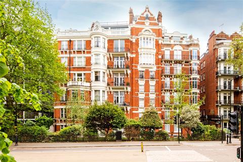 4 bedroom apartment for sale, Wellington Court, 116 Knightsbridge, London, SW1X