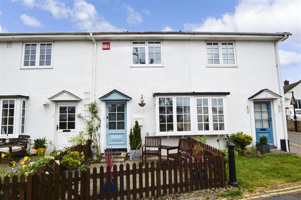 Bridgefoot Path, Emsworth, Hampshire 2 bed terraced house £500,000