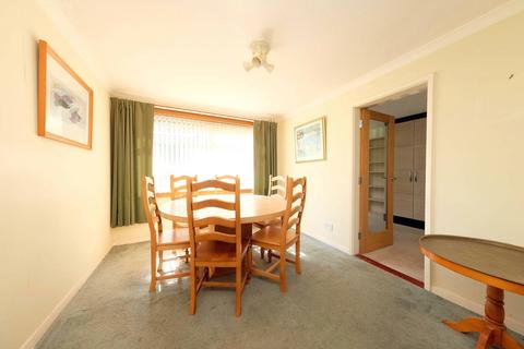 197 Eskhill, Penicuik, EH26 8DF
