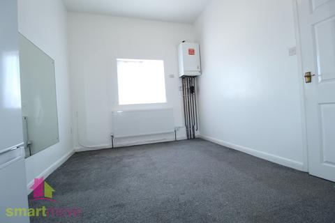 1 bedroom flat to rent, Pelham Road, Ilford