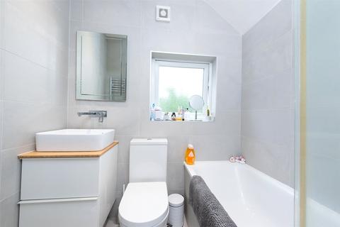 30 Barossa Road, Camberley, GU15 4JE
