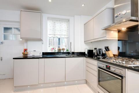 4 bedroom apartment to rent, Maida Vale, Little Venice, W9