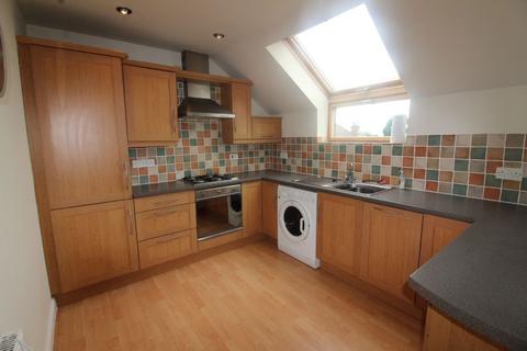 2 bedroom apartment to rent, Flat 8, Porchester Court, Forester Road