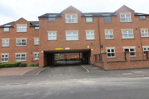 2 bedroom apartment to rent, Flat 8, Porchester Court, Forester Road