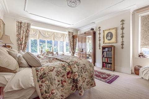 17 Staveley Road, Shipley, BD18 4HD
