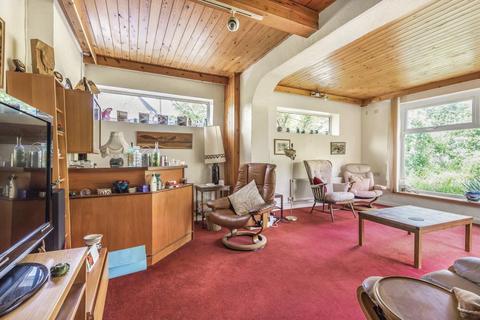 Dunmar Egley Road, Woking, GU22 0DE