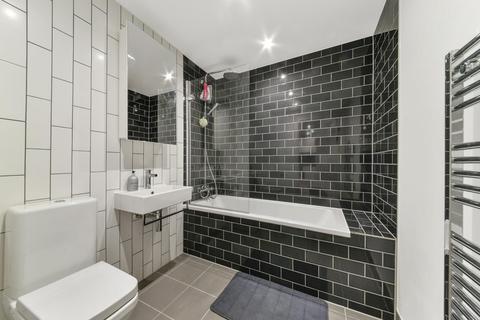 1 bedroom apartment to rent, Pinnacle House, Royal Wharf, London, E16