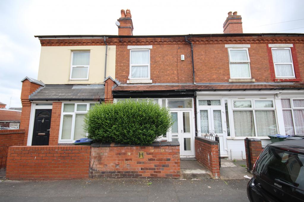 Gilbert Road, Smethwick, West Midlands, B66 2 bed terraced house £130,000