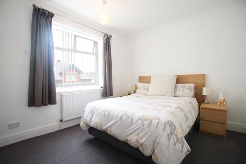 3 Cambridge Road, Thornton-cleveleys, FY5 1EP