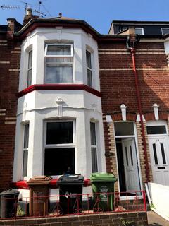 4 bedroom terraced house to rent, Park Road