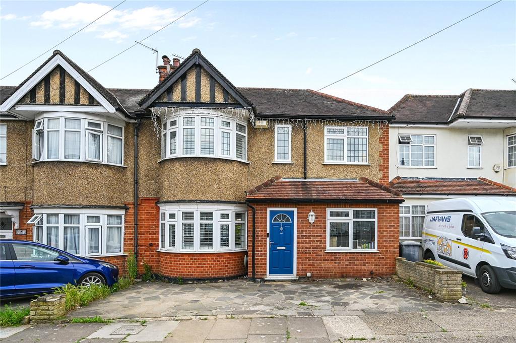 Bempton Drive, Ruislip, Hillingdon... 3 bed end of terrace house £680,000