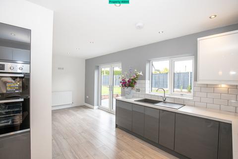 7 Brookside Road, Barton Under Needwood, Burton-on-trent, DE13 8JN