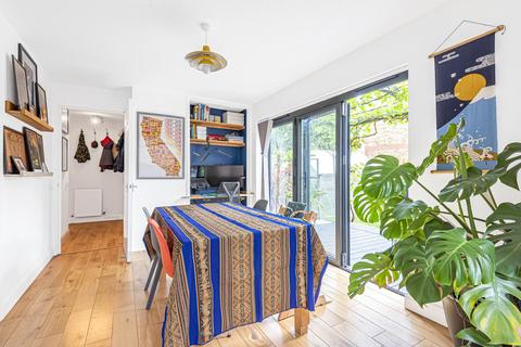 27 Patmos Road, London, SW9 6SQ